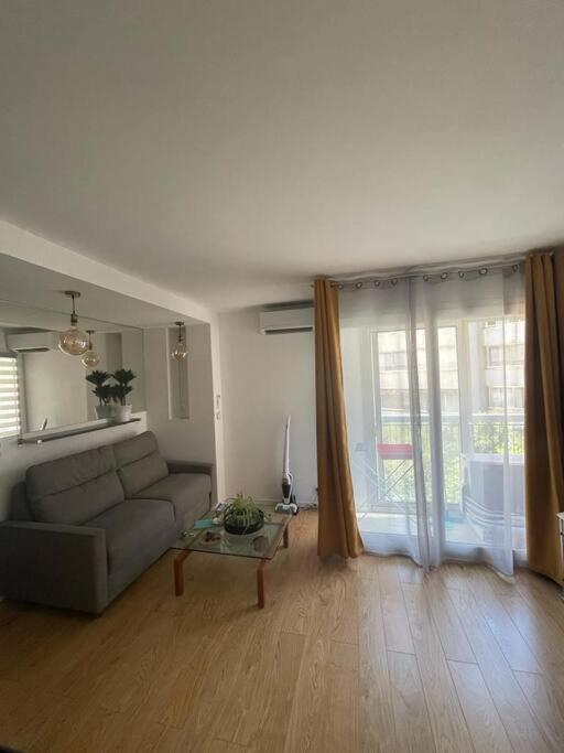 Centre A 2 Pas De La Vieille Ville, Plages Apartment *